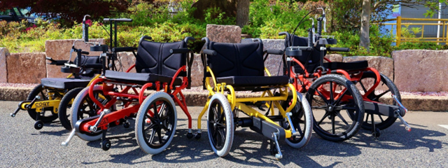 足こぎ車いすCOGY