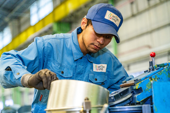 エンジニアリング事業部～空調・換気・型枠などのダクトを製造～｜株式会社メンテックワールド